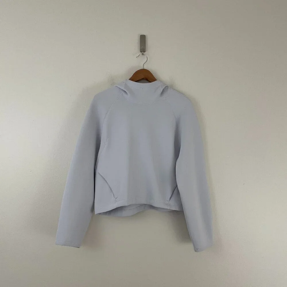 Lululemon AirWrap Pullover Hoodie in Alpine White Size 8
